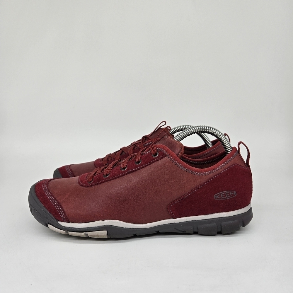 Keen Hush Leather CNX Women's Red Contour Arch Comfort Shoes Size 9.5